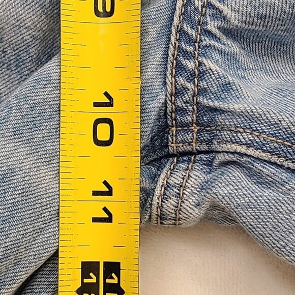 American Eagle Jeans Women's Light Wash Size 6 Distressed Baggy Wide Leg - Picture 10 of 16